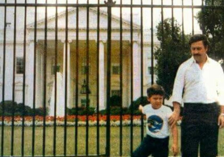 Pablo Escobar In Front Of The White House The Full Story 3412